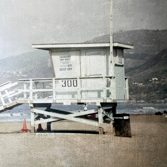 Framed Fine Art Photograph Lifeguard Tower Malibu Beach Los Angeles California - Picture 1 of 7